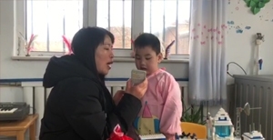 晓霞聋儿语训中心视频